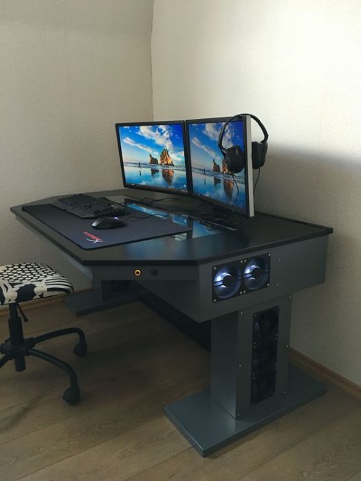 Wooden What Should I Add To My Gaming Setup for Small Room
